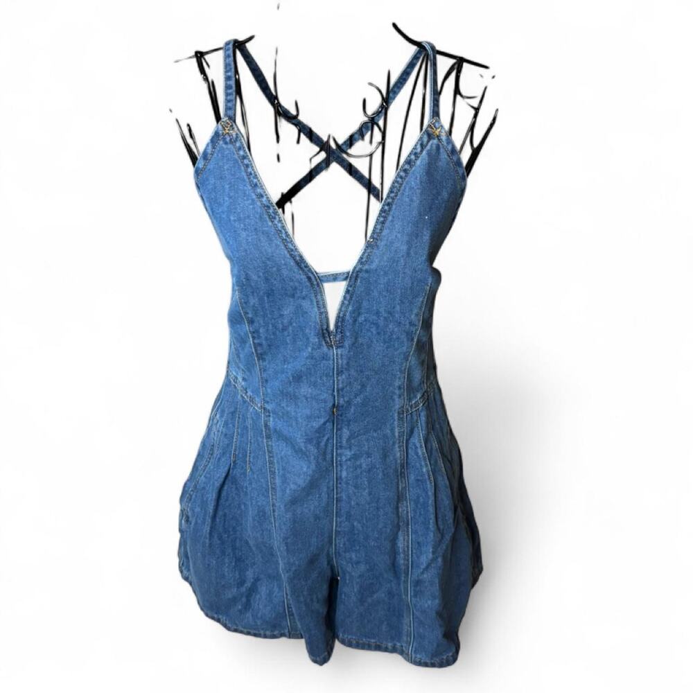 V-Neck Denim Romper Criss Cross Tie Back Shorts Small